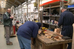 Charles & Ian join Andy (& Peter), fabricating items for carriage No. 22 …