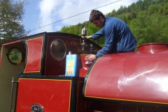 Jack is polishing the saddle tank and dome of No. 7 at the same time …