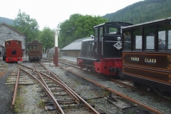 Time to re-arrange the train to a practical working formation (with brake van at each end).