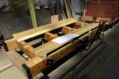 ... while the others turn over the previously completed frames for the Slab Waggon and mount it on blocks ...