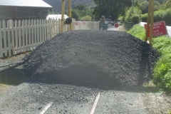 Wednesday, 9.9.2020. Ooops! This load of tar planings was supposed to have been delivered to Y Felin, Llwyngwern. A good job we have Bro Cader handy to shift them (on a wet day)!
