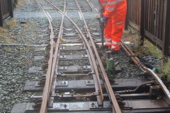 Sunday, 23.8.2020. Sam gives the point at the north end of Maespoeth Yard, some tlc …