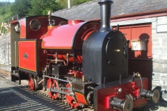 ... while No. 7 with its newly re-painted smokebox and chimney looks resplendent in the early morning sun!