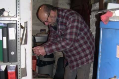 … Charles adjusts the stable door in the S&T shed (so that it closes!) …