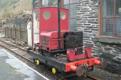 No. 5 returns from Corris where a gang is changing sleepers …
