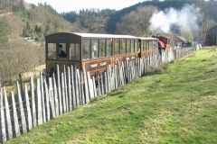 The late-running 16.40 heads back towards Corris.
