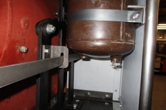 A close up of the reversing lever, cylinder draincock reach rod and air reservoirs to give an idea of the tight clearances.