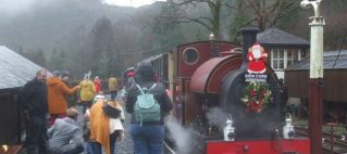 Saturday, 11.12.2021. The Santa Train pauses for photographs on a very busy weekend for the Corris Railway with all trains fully booked.